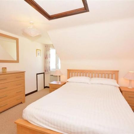Direct Beach Access! Top Floor Apartment Perranporth Buitenkant foto